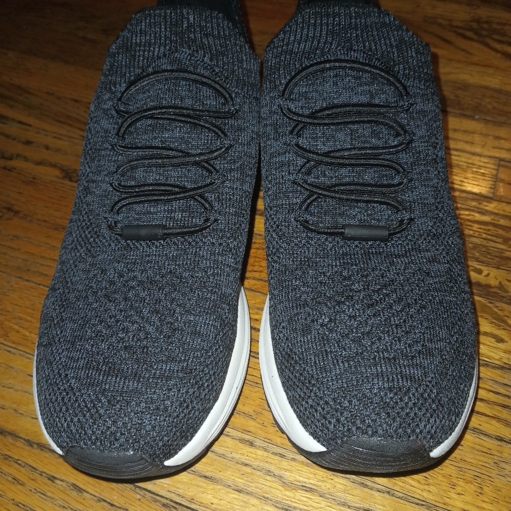 skechers memory foam